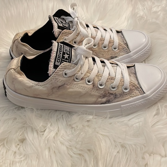 Women Chuck Taylor - Picture 3 of 8